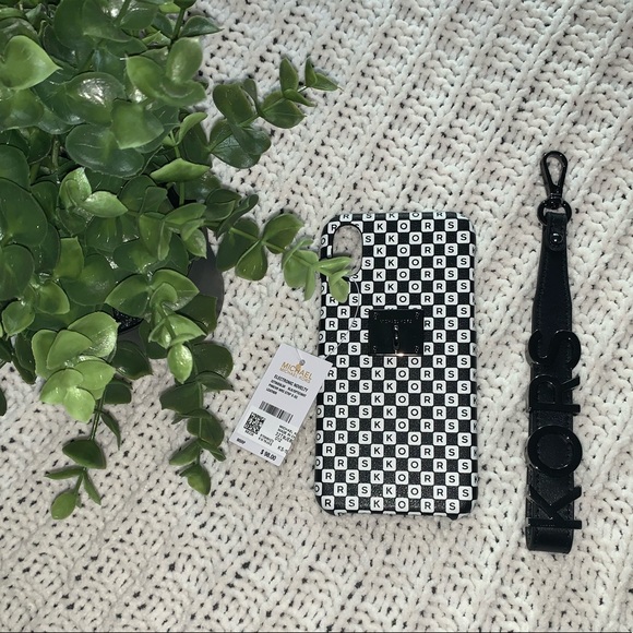 MK Checkerboard Logo Leather Wristlet iPhone Case - Picture 5 of 6